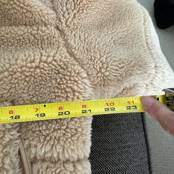 Alo Yoga Jacket - Picture 12 of 13